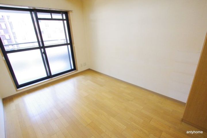 エスリード新大阪第8の寝室