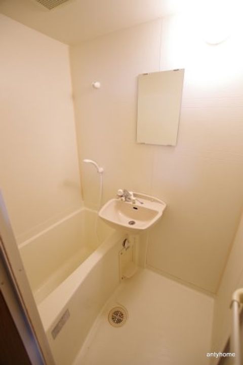 フローラルステージ同心町の風呂