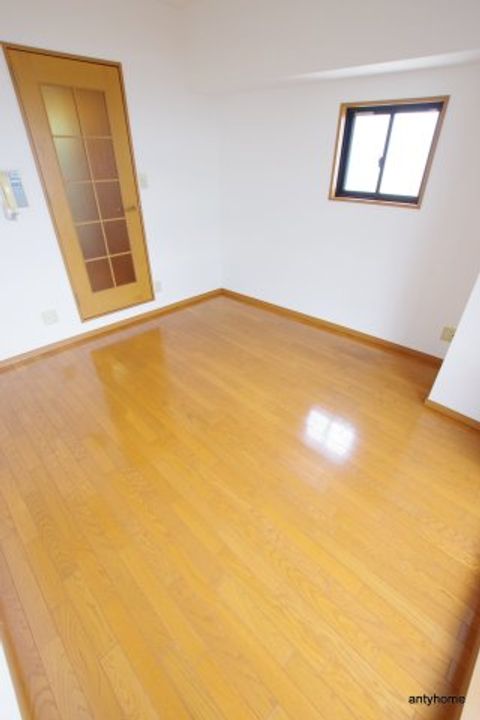 プレサンス梅田西の寝室
