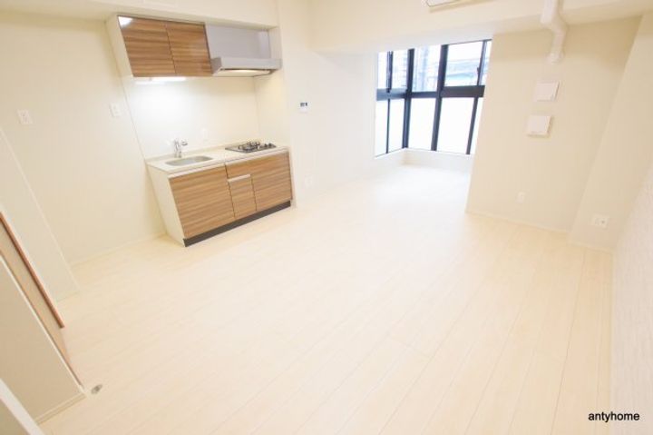 エトワール北新地の居間