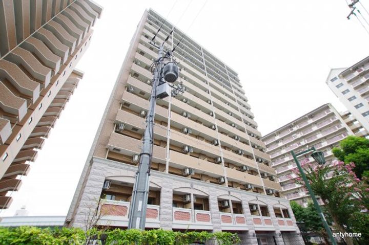 Luxe難波西2の外観