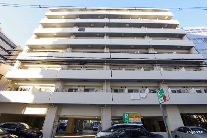 スプランディッド新大阪DUEの外観