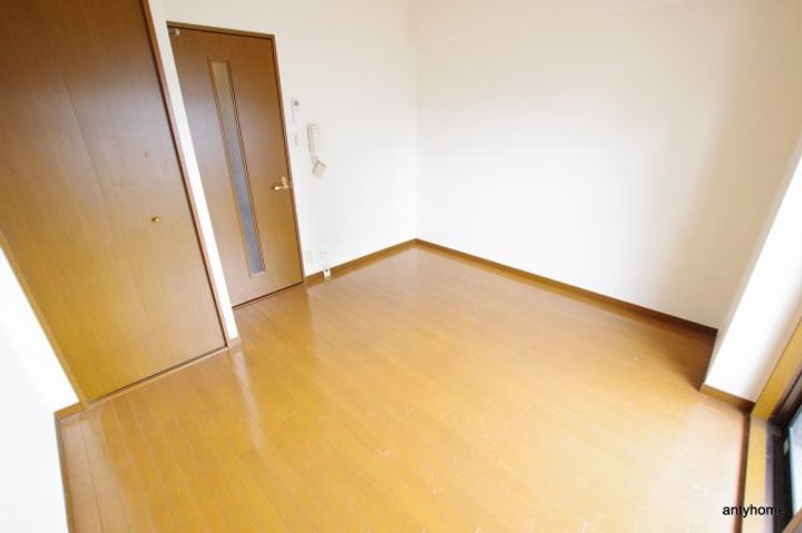 リーガル都島の居間