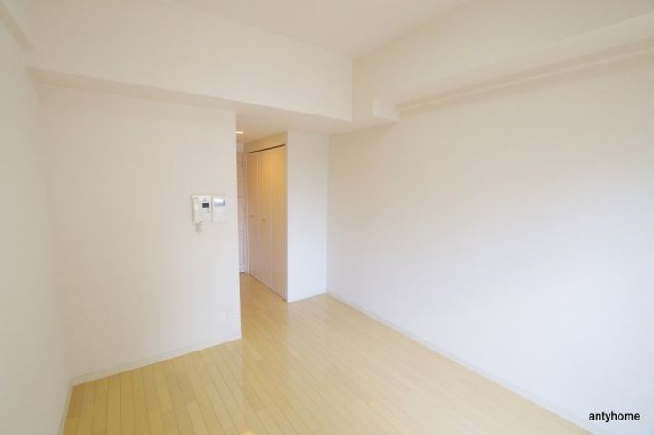 大阪府大阪市北区本庄西2丁目(マンション)の賃貸物件の居間