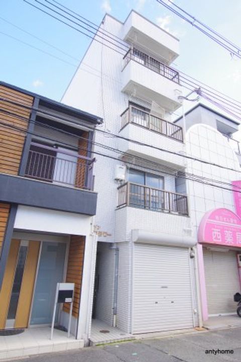 淡路メゾンフラワーの外観