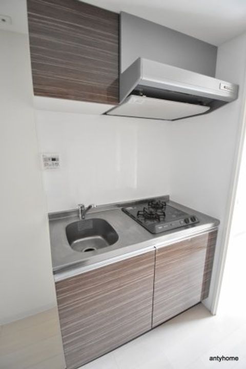 Luxe新大阪EAST2のキッチン