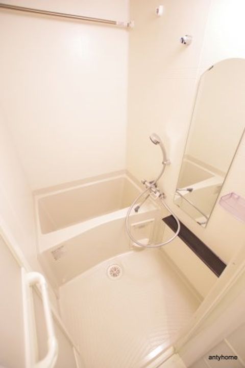 プレサンス OSAKA DOMECITY クロスティの風呂