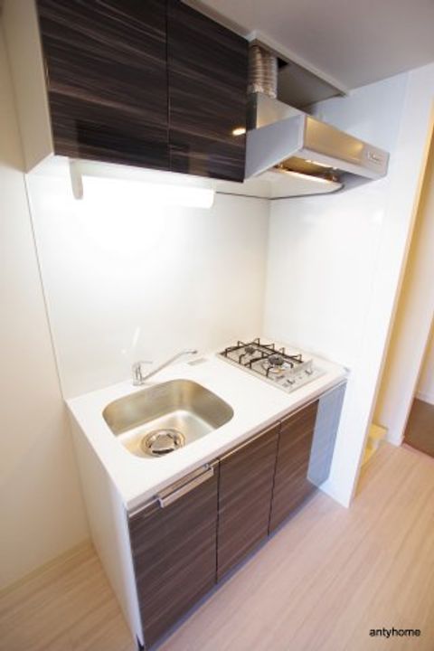 プレサンス新大阪イオリアのキッチン