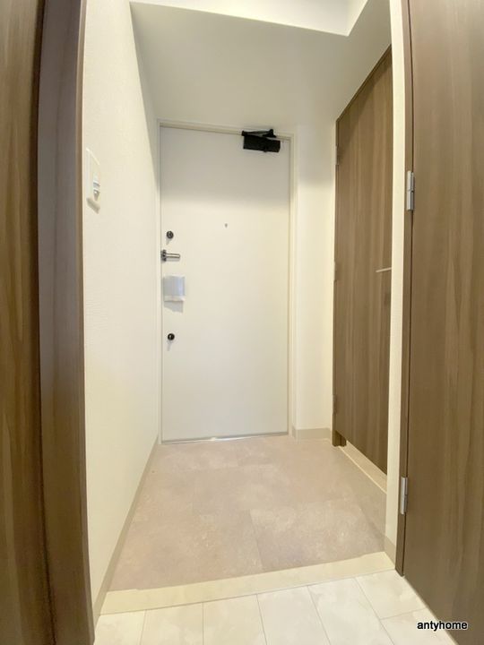 大阪府大阪市中央区北久宝寺町1丁目(マンション)の賃貸物件の玄関