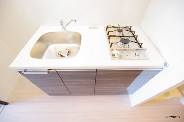 プレサンス新大阪イオリアのキッチン