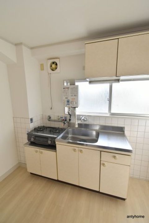 大阪府豊中市小曽根1丁目(マンション)の賃貸物件のキッチン