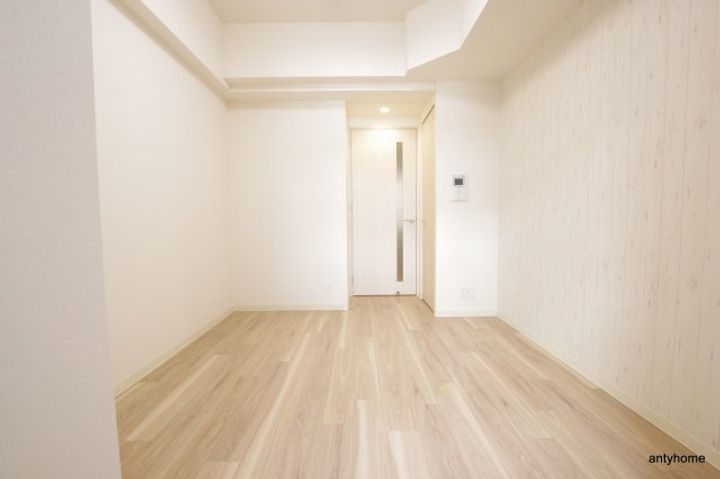 プレサンス松屋町ヴェルデスの寝室