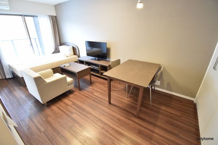 セイル江坂公園の居間