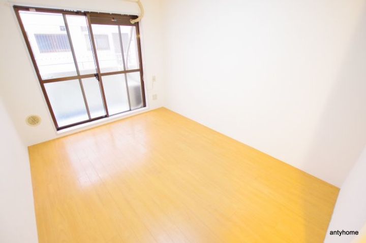 メゾンドセレーネの居間