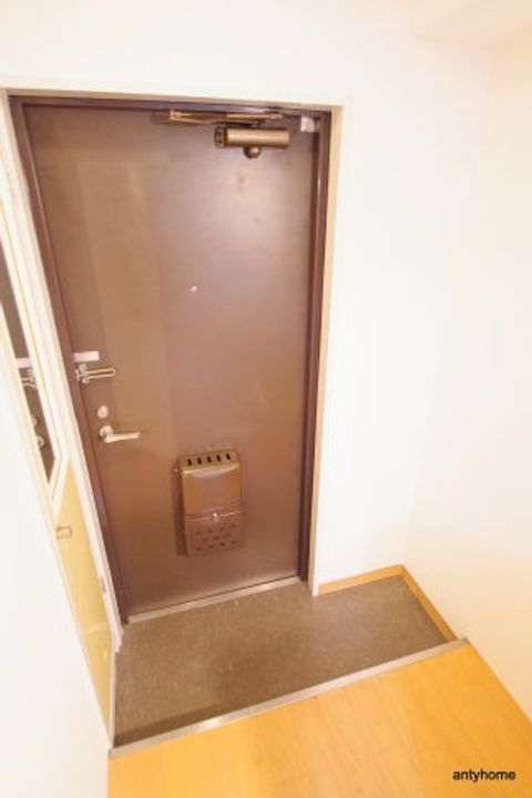 大阪府大阪市北区本庄東2丁目(マンション)の賃貸物件の玄関