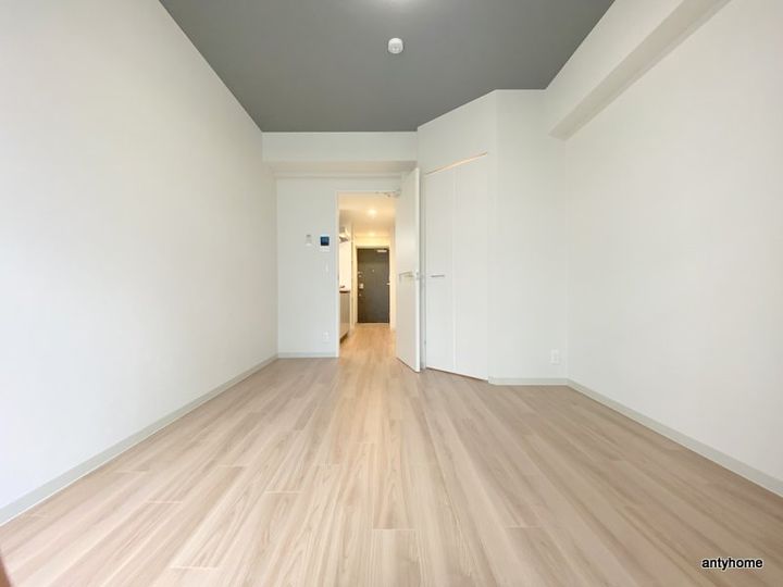 J-BRIGHT UMEDA KITAの居間