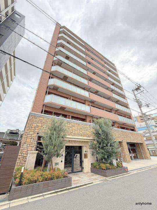 プレジオ江坂2の外観