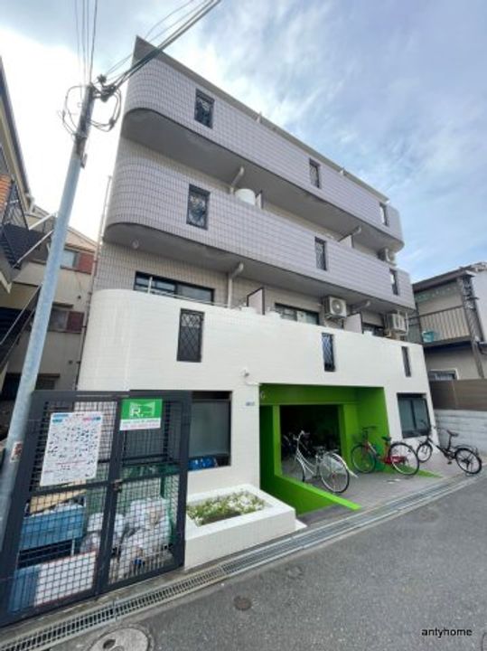 大阪府吹田市泉町2丁目(マンション)の賃貸物件の外観