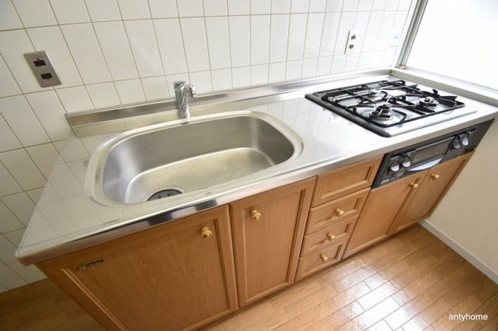 メゾン江坂のキッチン