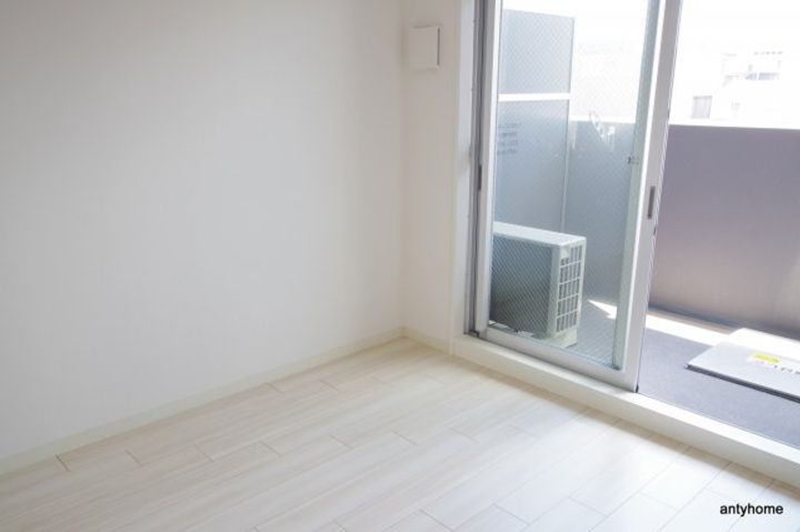 プレサンス梅田東ディアロの寝室