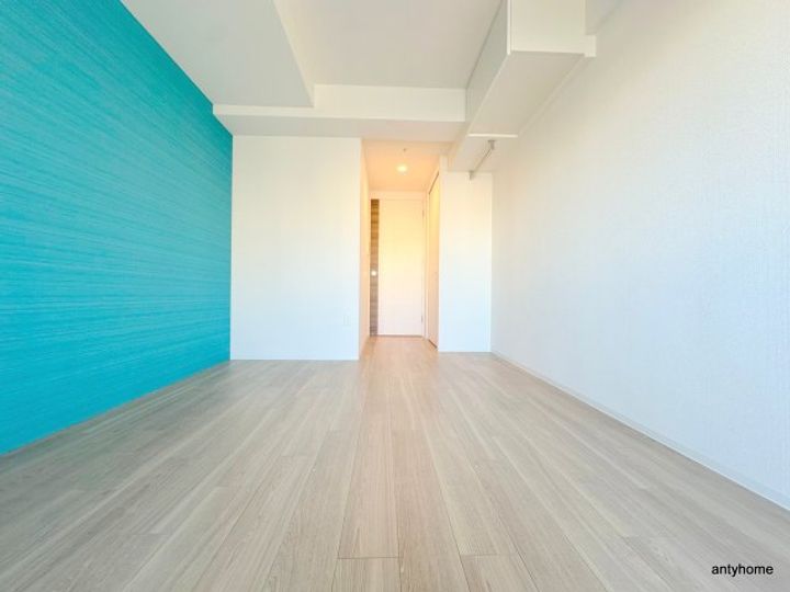 セレニテ本町東リアンの居間