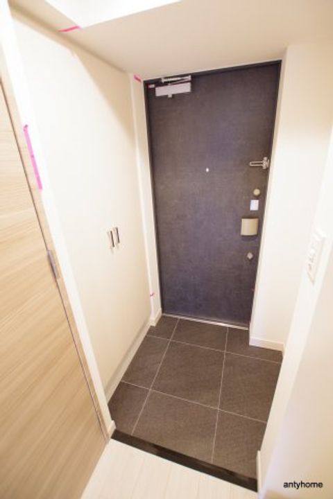 スワンズシティ新大阪ヴィーヴォの玄関