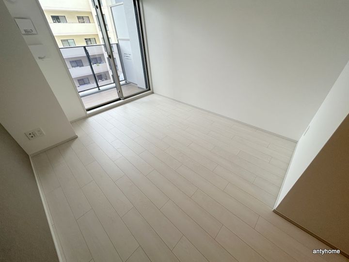 大阪府吹田市垂水町3丁目(マンション)の賃貸物件の居間