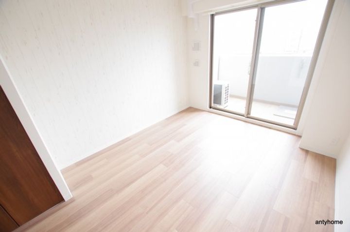 大阪府大阪市東淀川区淡路4丁目(マンション)の賃貸物件の居間