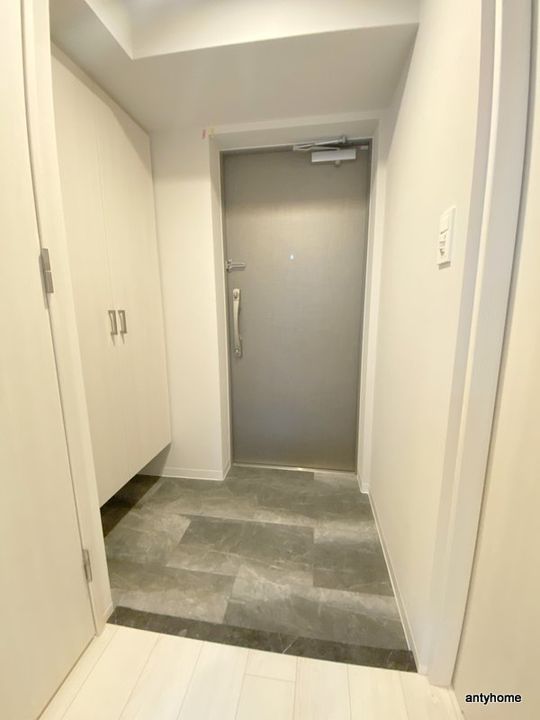 リヴェント福島の玄関