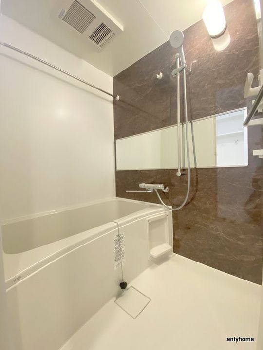 スプランディッドVIIの風呂