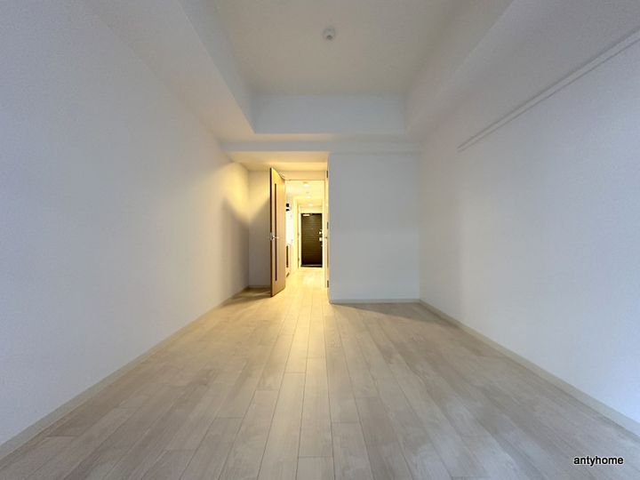 プレサンス堺筋本町駅前の居間