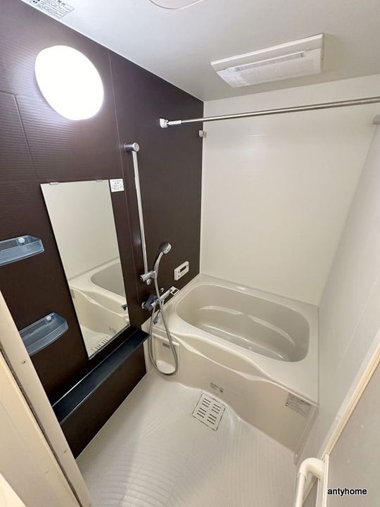 プレサンス堺筋本町駅前の風呂