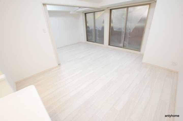 大阪府大阪市淀川区宮原1丁目(マンション)の賃貸物件の居間