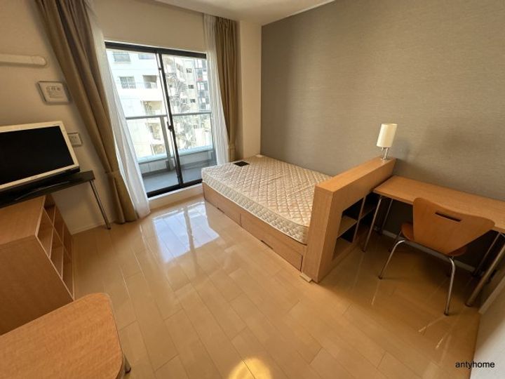 大阪府大阪市西区靱本町3丁目(マンション)の賃貸物件の居間