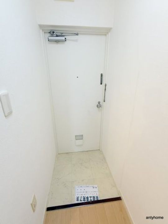 大阪府大阪市西区江戸堀3丁目(マンション)の賃貸物件の玄関