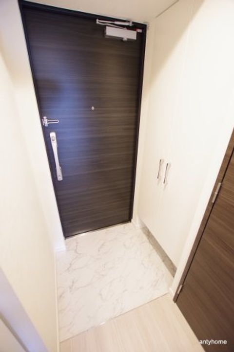 La Douceur新大阪の玄関