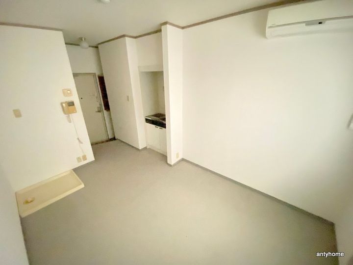 大阪府大阪市中央区上町1丁目(マンション)の賃貸物件の居間