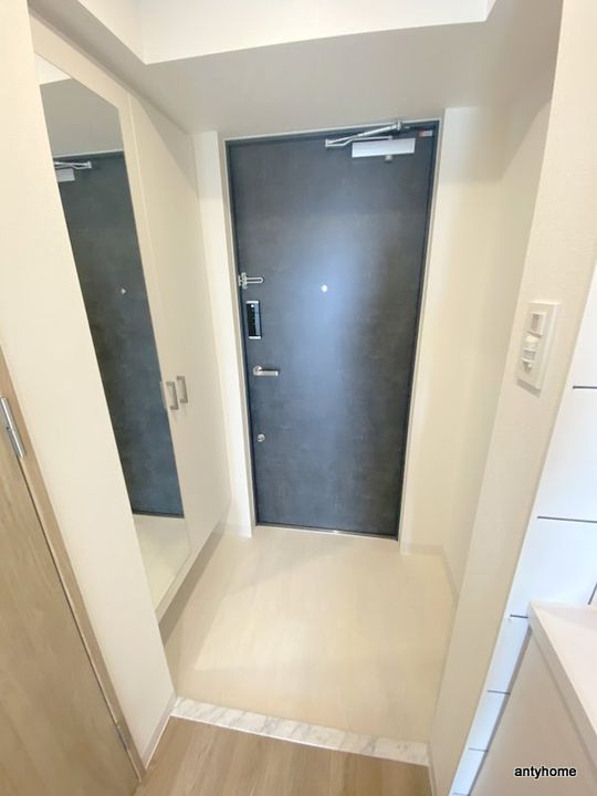 大阪府大阪市北区豊崎6丁目(マンション)の賃貸物件の玄関