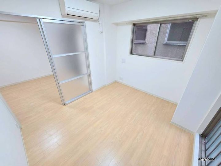 大阪府大阪市西区西本町2丁目(マンション)の賃貸物件の寝室