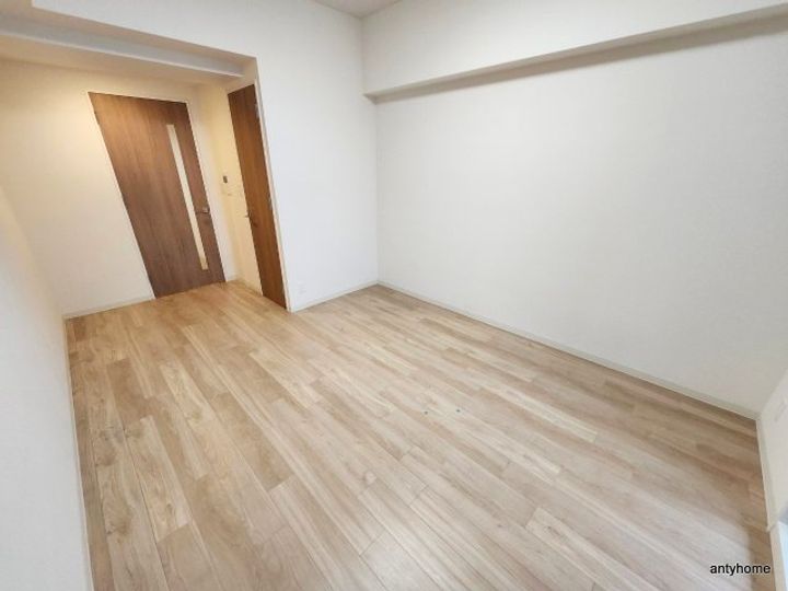 大阪府大阪市中央区南本町1丁目(マンション)の賃貸物件の寝室