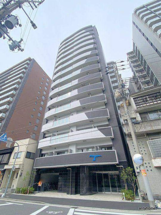 セレニテ阿波座ミラクの外観