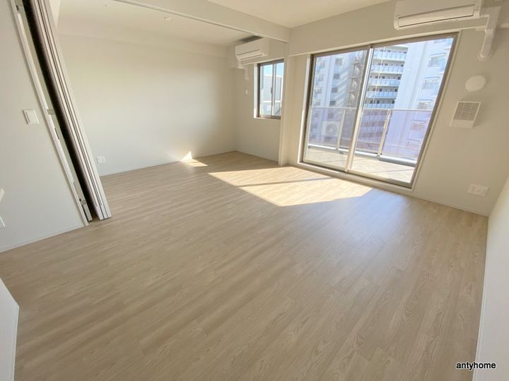 アーバンパーク淡路の居間