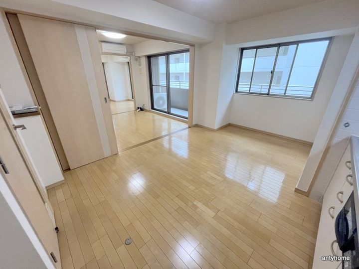 樹樹ガーデンの居間