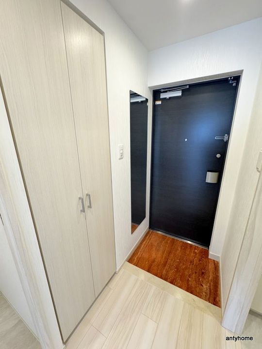 大阪府大阪市淀川区新高5丁目(マンション)の賃貸物件の玄関