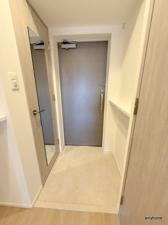 大阪府大阪市淀川区木川東4丁目(マンション)の賃貸物件の玄関