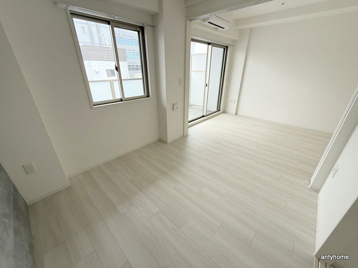 セレニテフラン新大阪の寝室