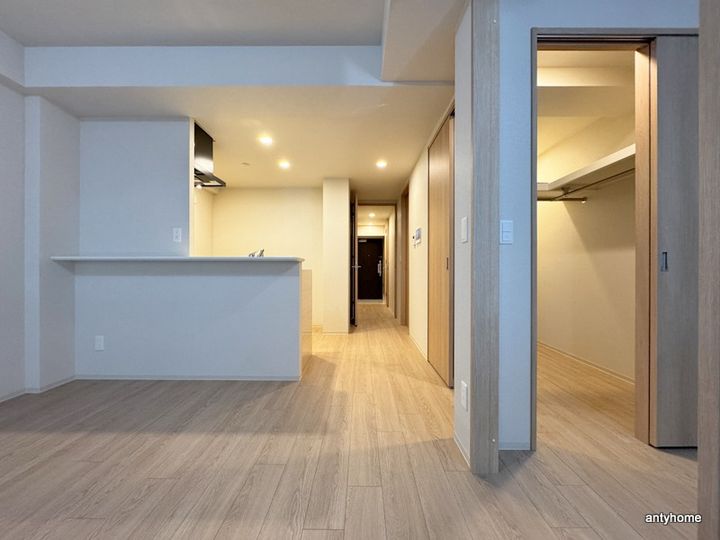 大阪府大阪市淀川区宮原1丁目(マンション)の賃貸物件の居間