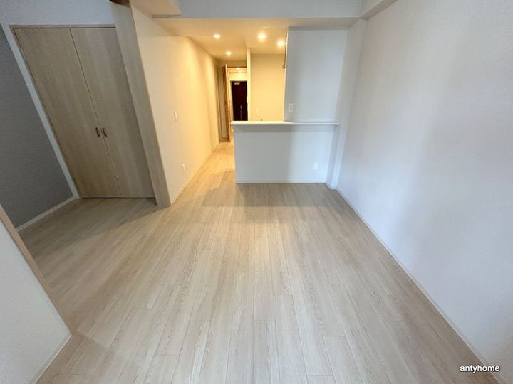 大阪府大阪市淀川区宮原1丁目(マンション)の賃貸物件の居間