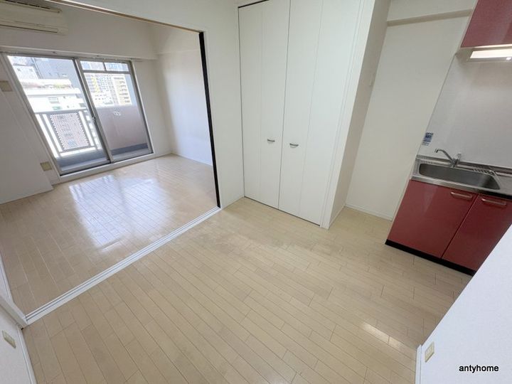 大阪府大阪市西区九条1丁目(マンション)の賃貸物件の居間