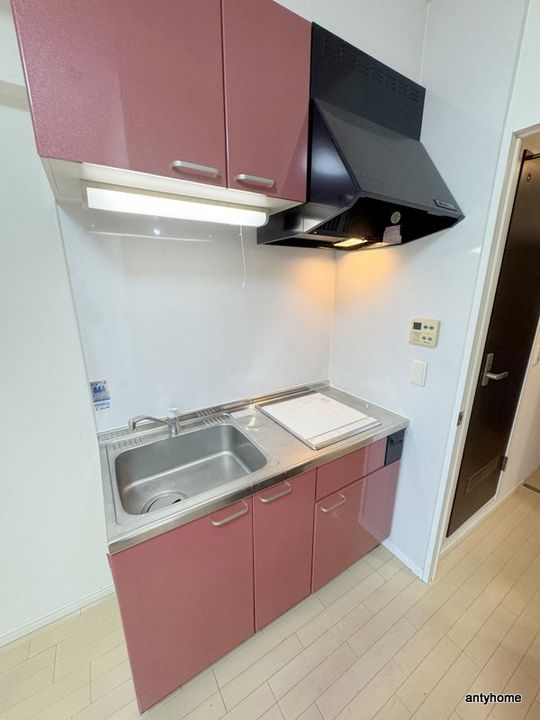 大阪府大阪市西区九条1丁目(マンション)の賃貸物件のキッチン